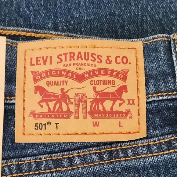 Levi's Original 501 High Rise Straight Leg Cropped Plus Size Denim Blue Jeans - Picture 8 of 12